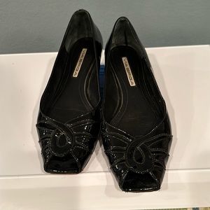 Brand- Via Spiga, Style- peep toe flat, Color- black patent, Size- 6.5m